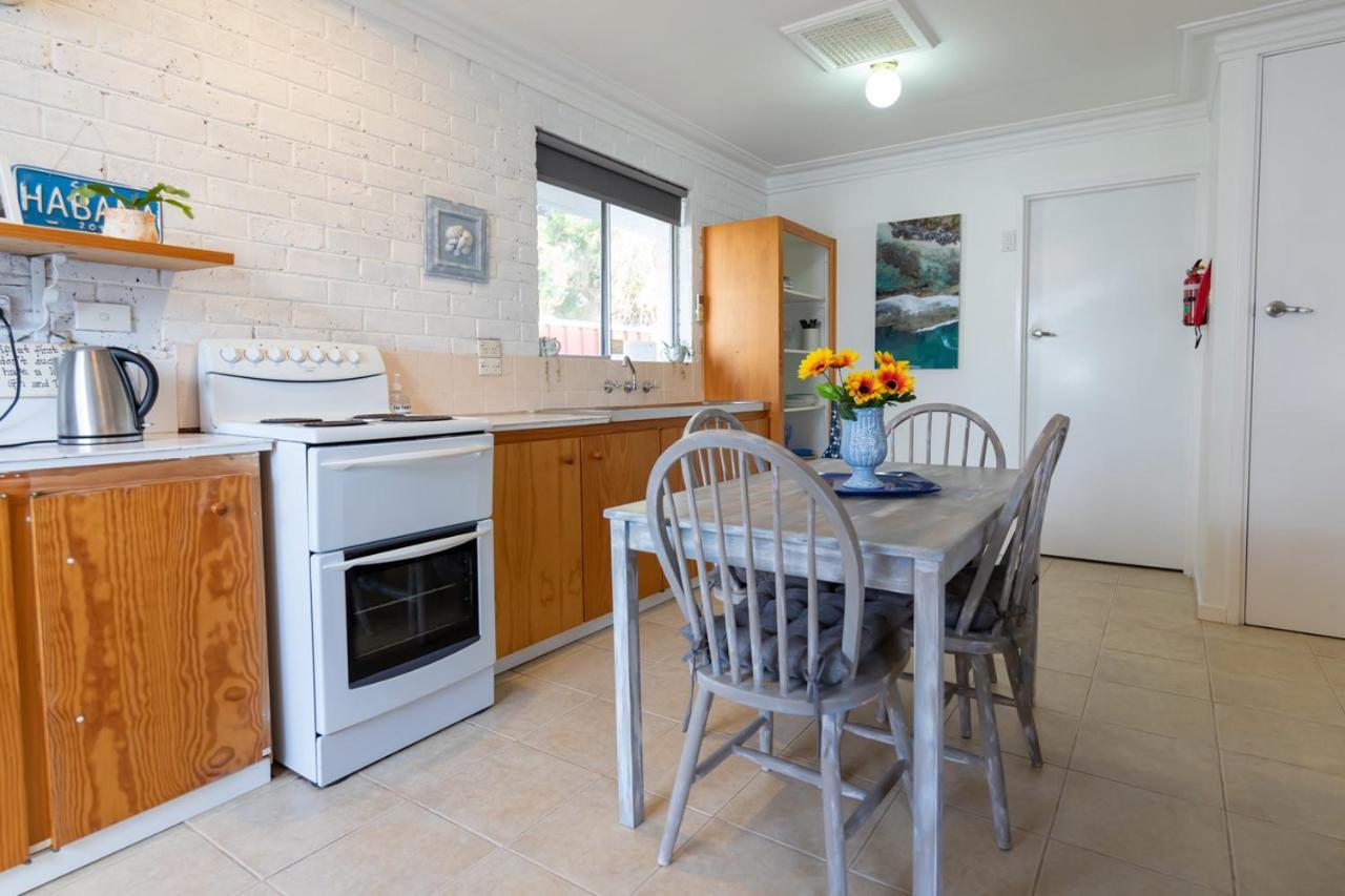 Shabby Chic Shack - 2 Bedroom Beach Cottage Yanchep Exteriér fotografie